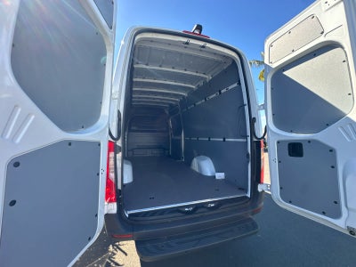 2026 Mercedes-Benz Sprinter 2500 High Roof I4 Diesel HO 170 RWD