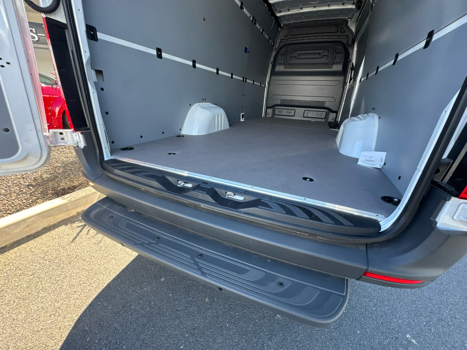 2026 Mercedes-Benz Sprinter 2500 High Roof I4 Diesel HO 170 RWD