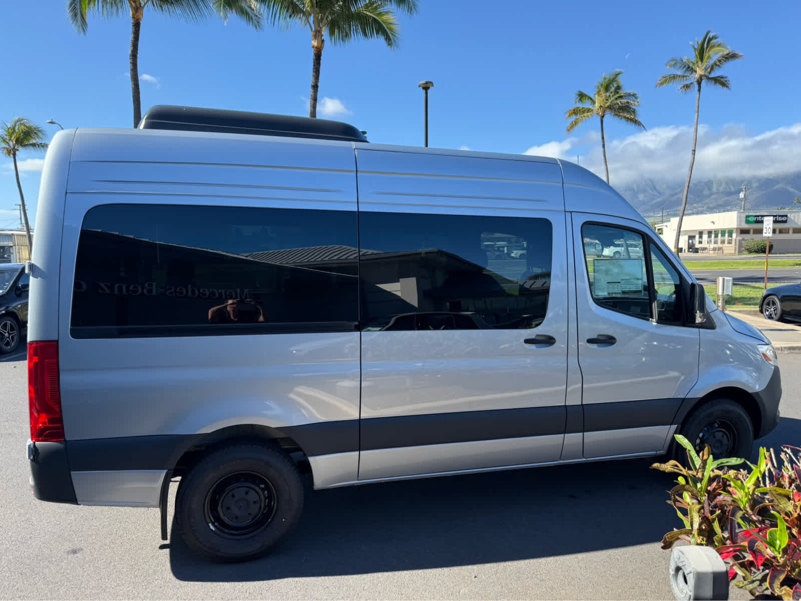 2025 Mercedes-Benz Sprinter 2500 Standard Roof I4 Diesel HO 144" RWD