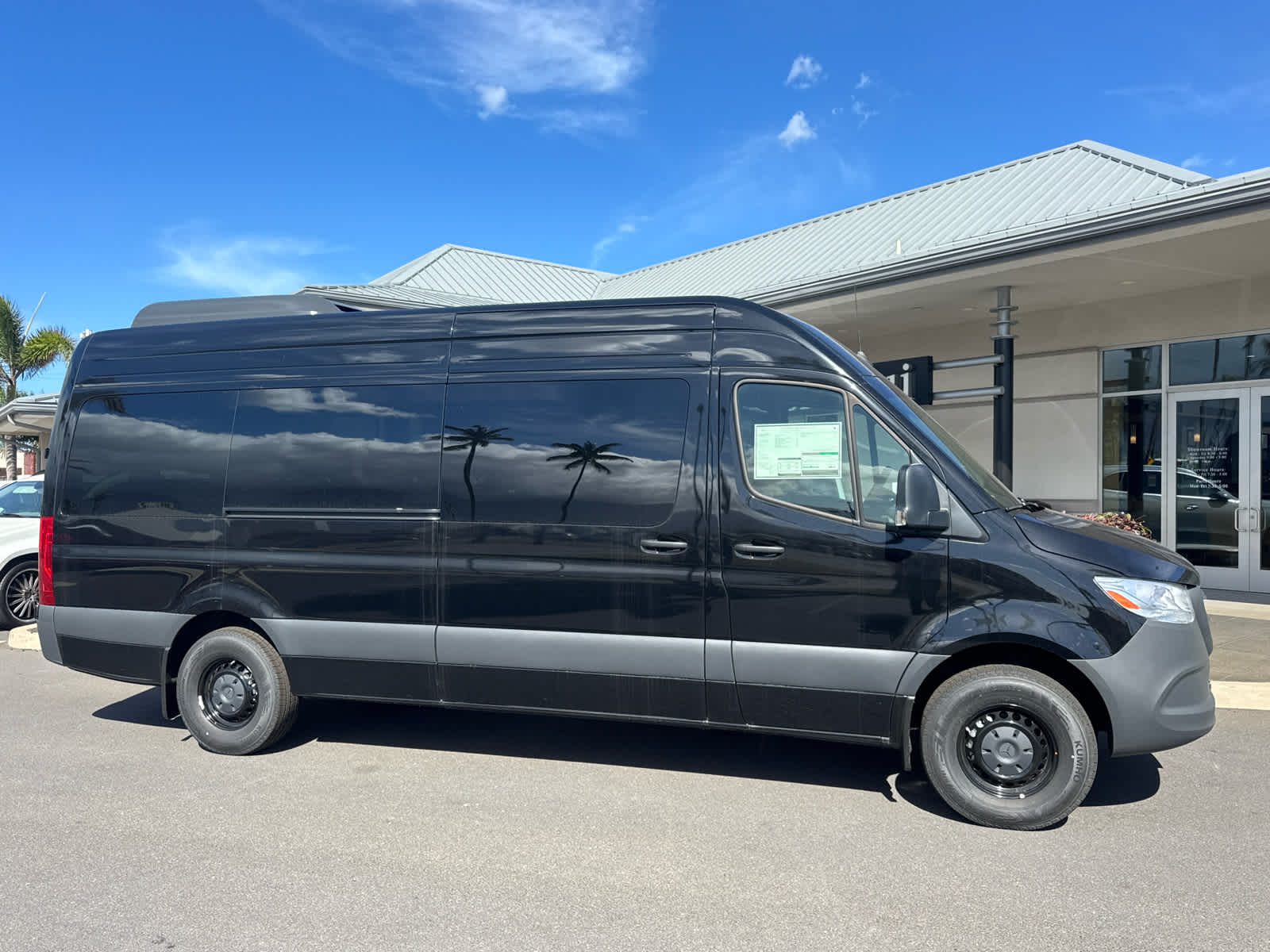 2025 Mercedes-Benz Sprinter 2500 High Roof I4 Diesel HO 170" RWD