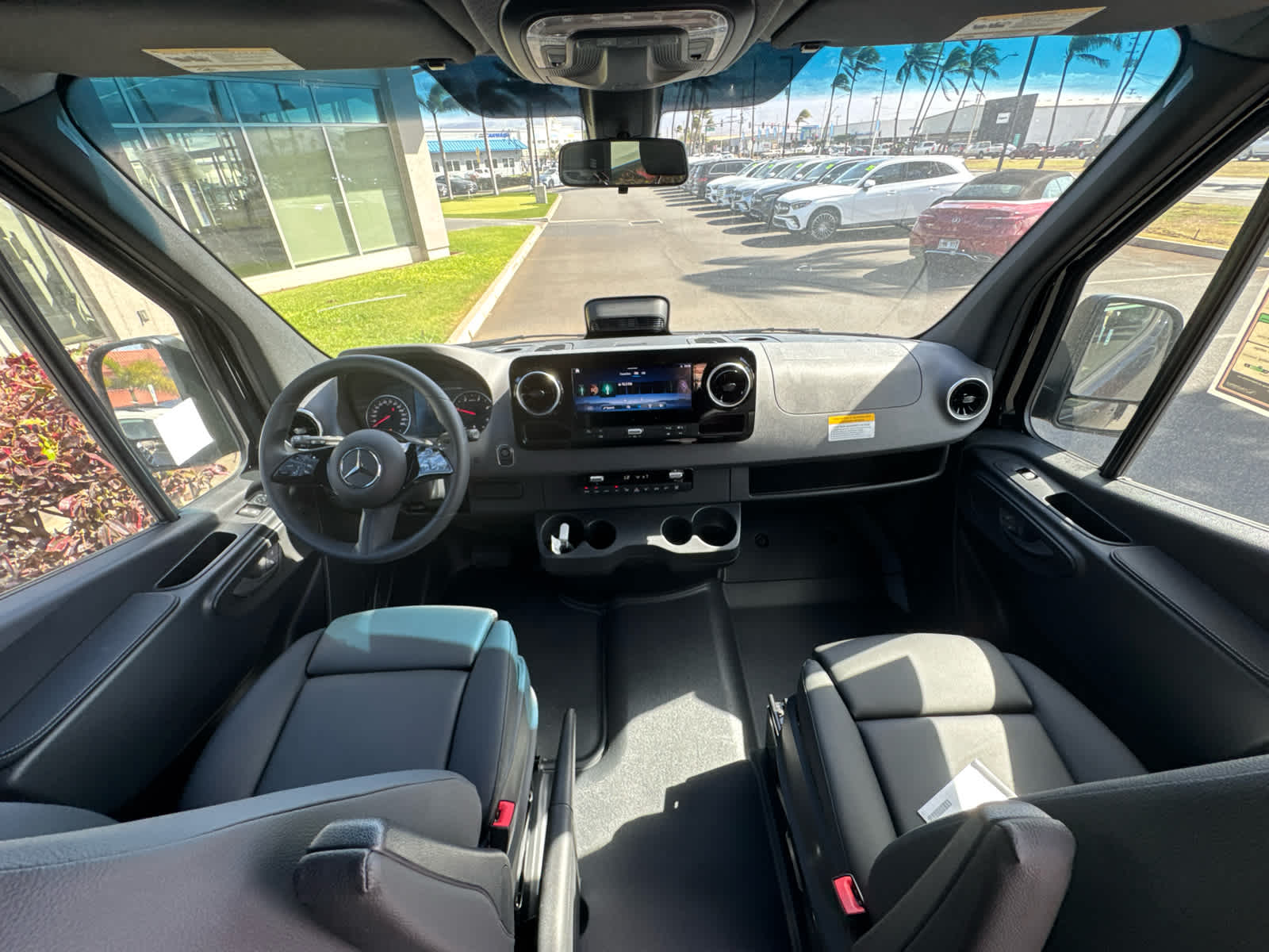 2025 Mercedes-Benz Sprinter 2500 High Roof I4 Diesel HO 170" RWD