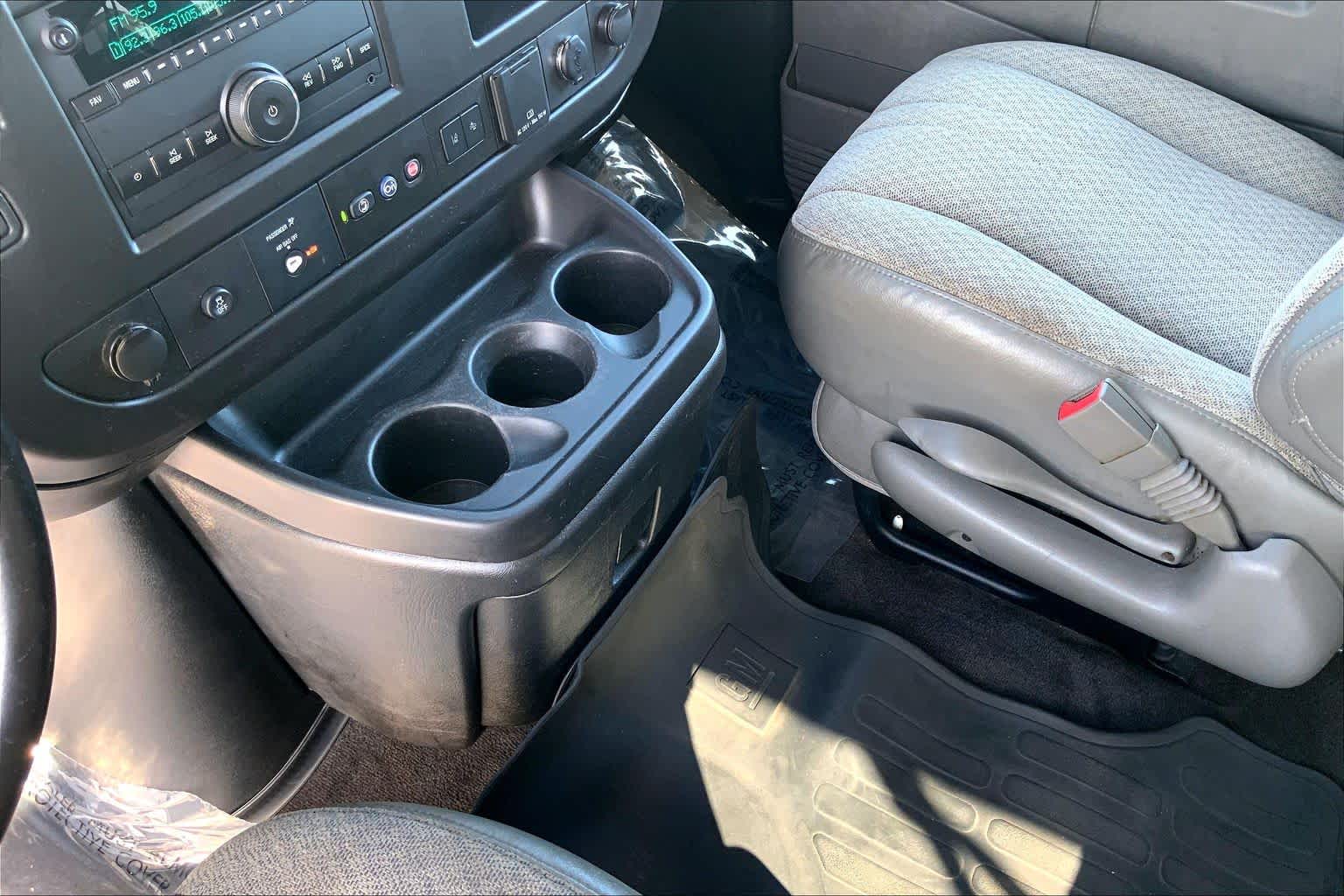 2019 Chevrolet Express LT