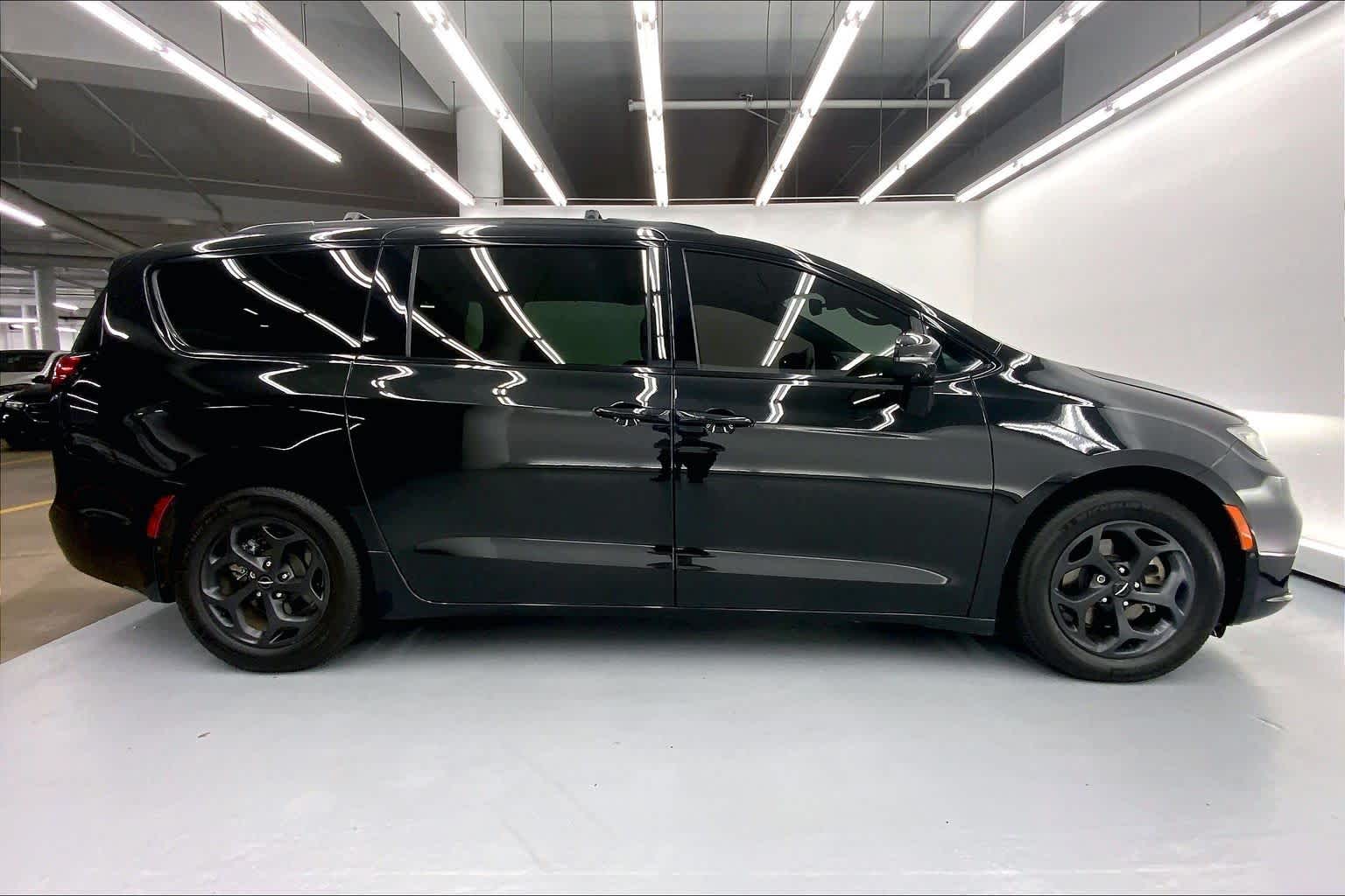 2021 Chrysler Pacifica Hybrid Limited