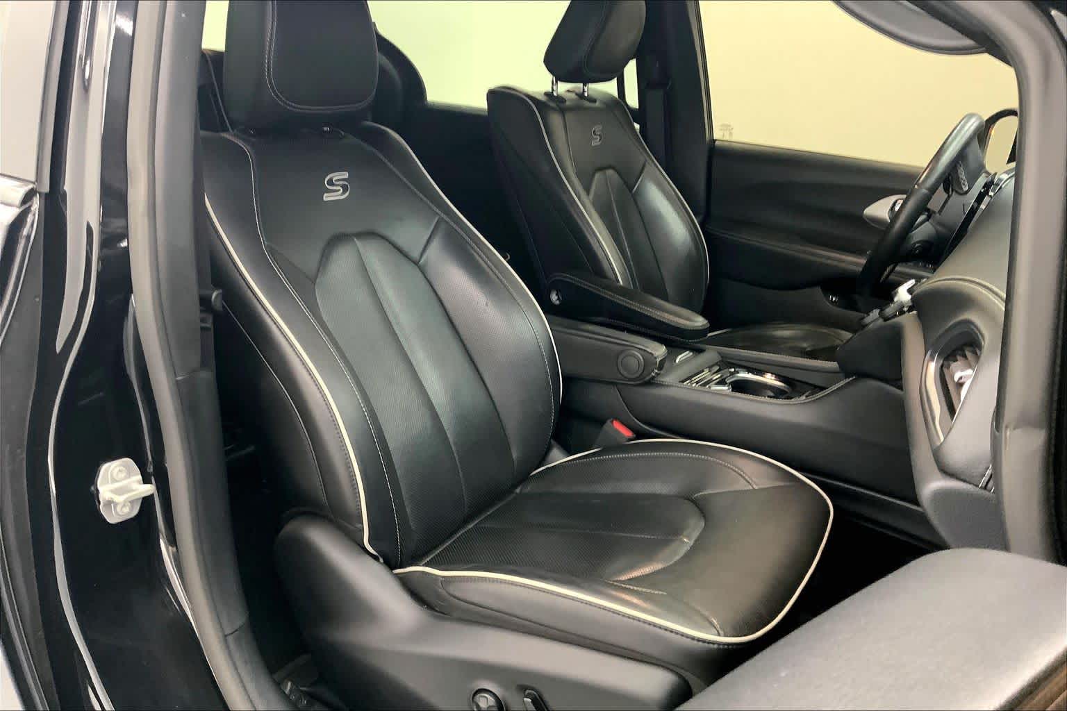 2021 Chrysler Pacifica Hybrid Limited