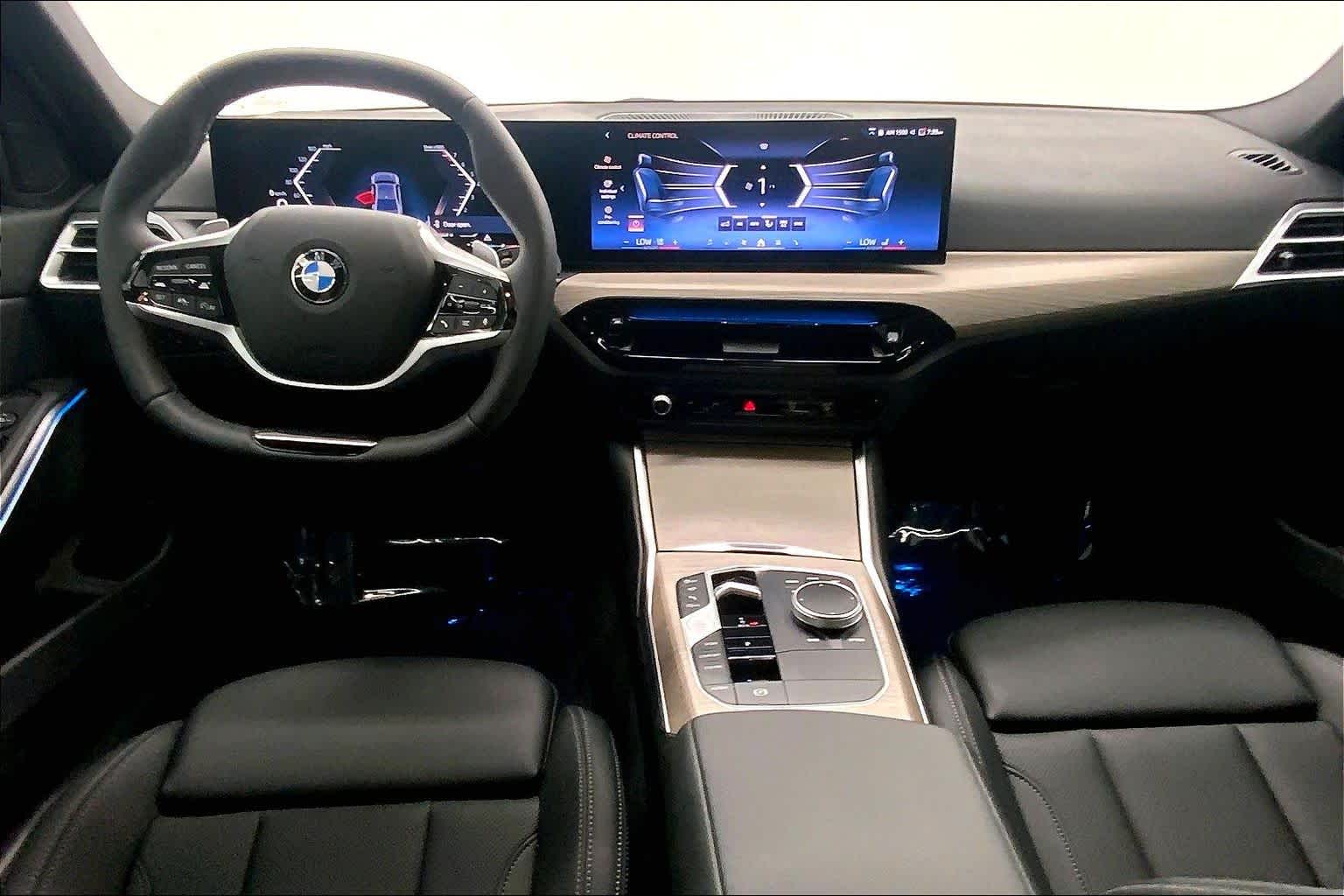 2025 BMW 330i 330i