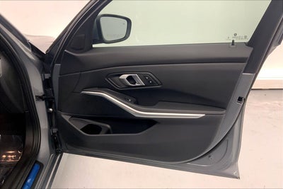 2025 BMW 330i 330i