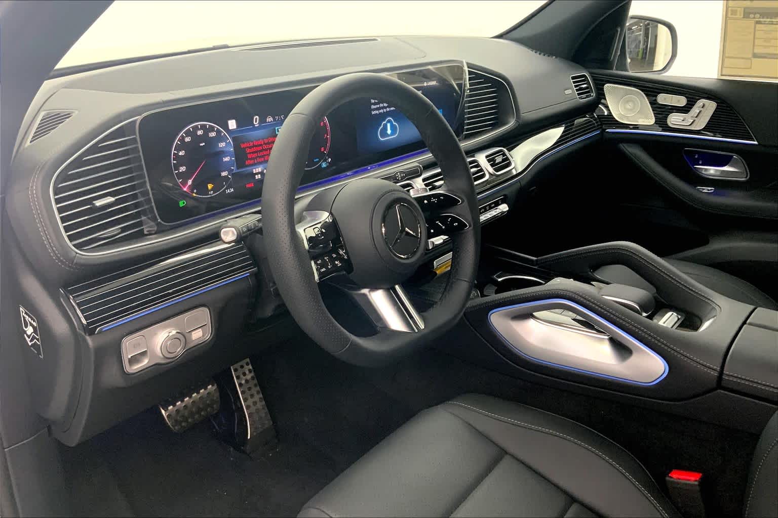2025 Mercedes-Benz GLS 450 4MATIC® SUV
