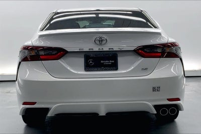 2022 Toyota Camry SE