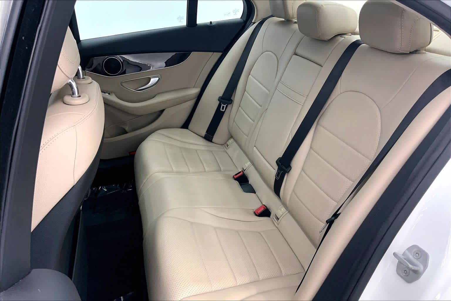 2016 Mercedes-Benz C 300 4dr Sdn RWD