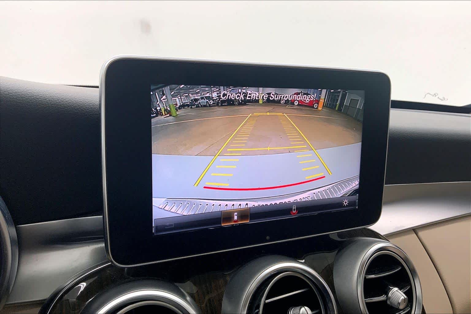 2016 Mercedes-Benz C 300 4dr Sdn RWD