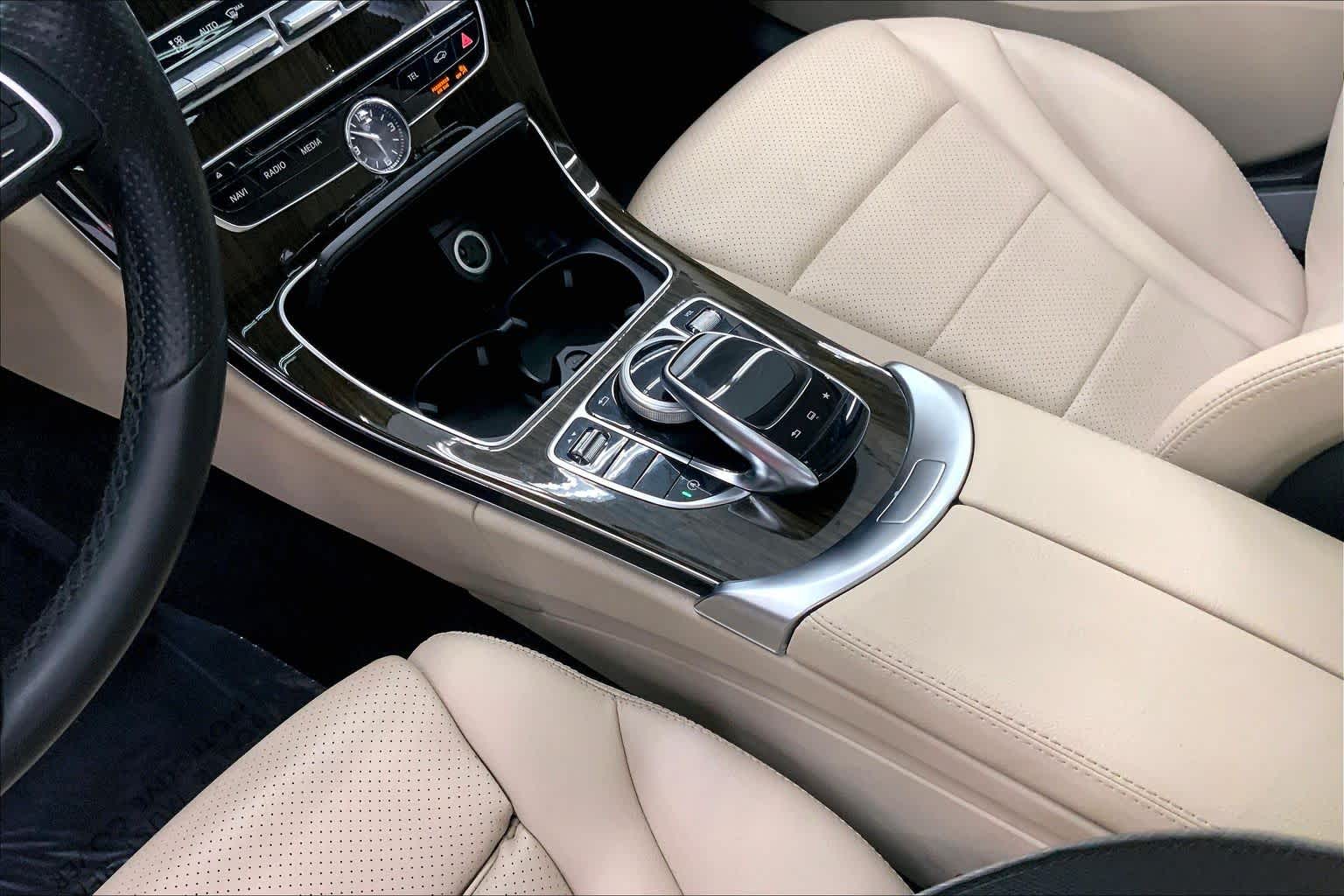 2016 Mercedes-Benz C 300 4dr Sdn RWD