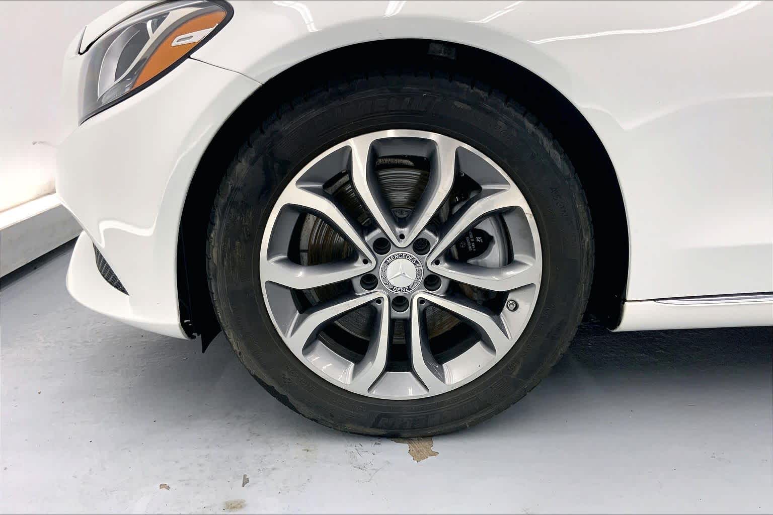 2016 Mercedes-Benz C 300 4dr Sdn RWD