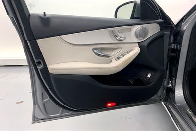 2016 Mercedes-Benz C 300 4dr Sdn RWD