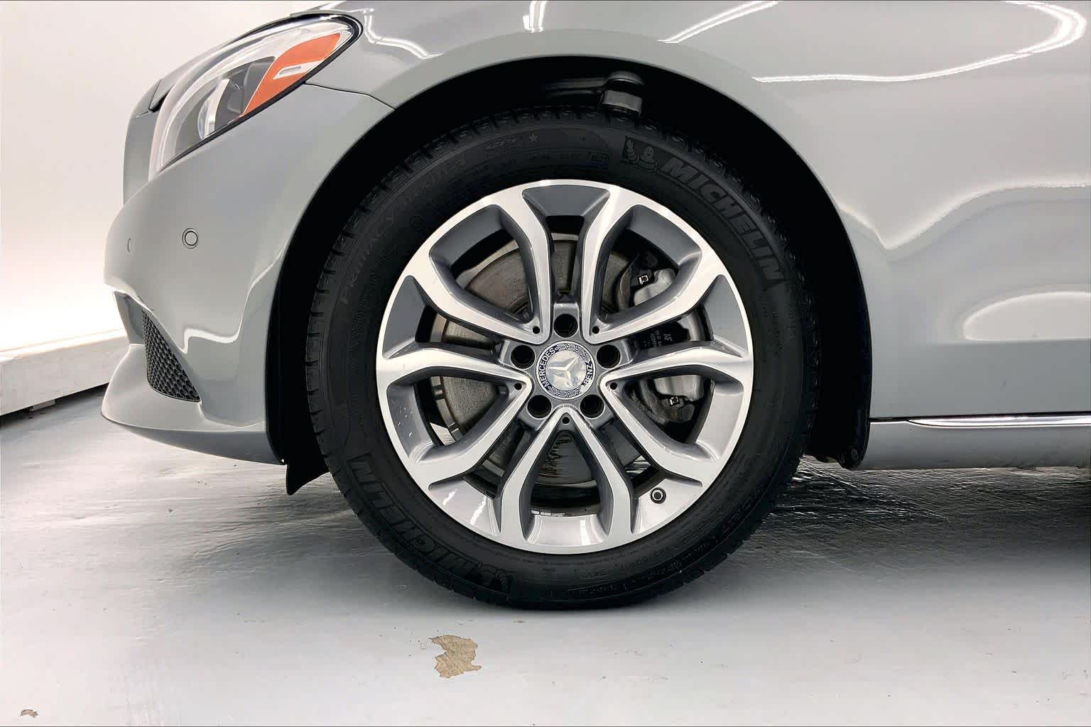 2016 Mercedes-Benz C 300 4dr Sdn RWD