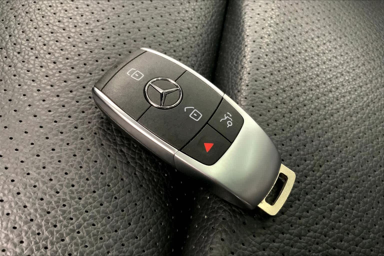 2019 Mercedes-Benz C 300 Sedan