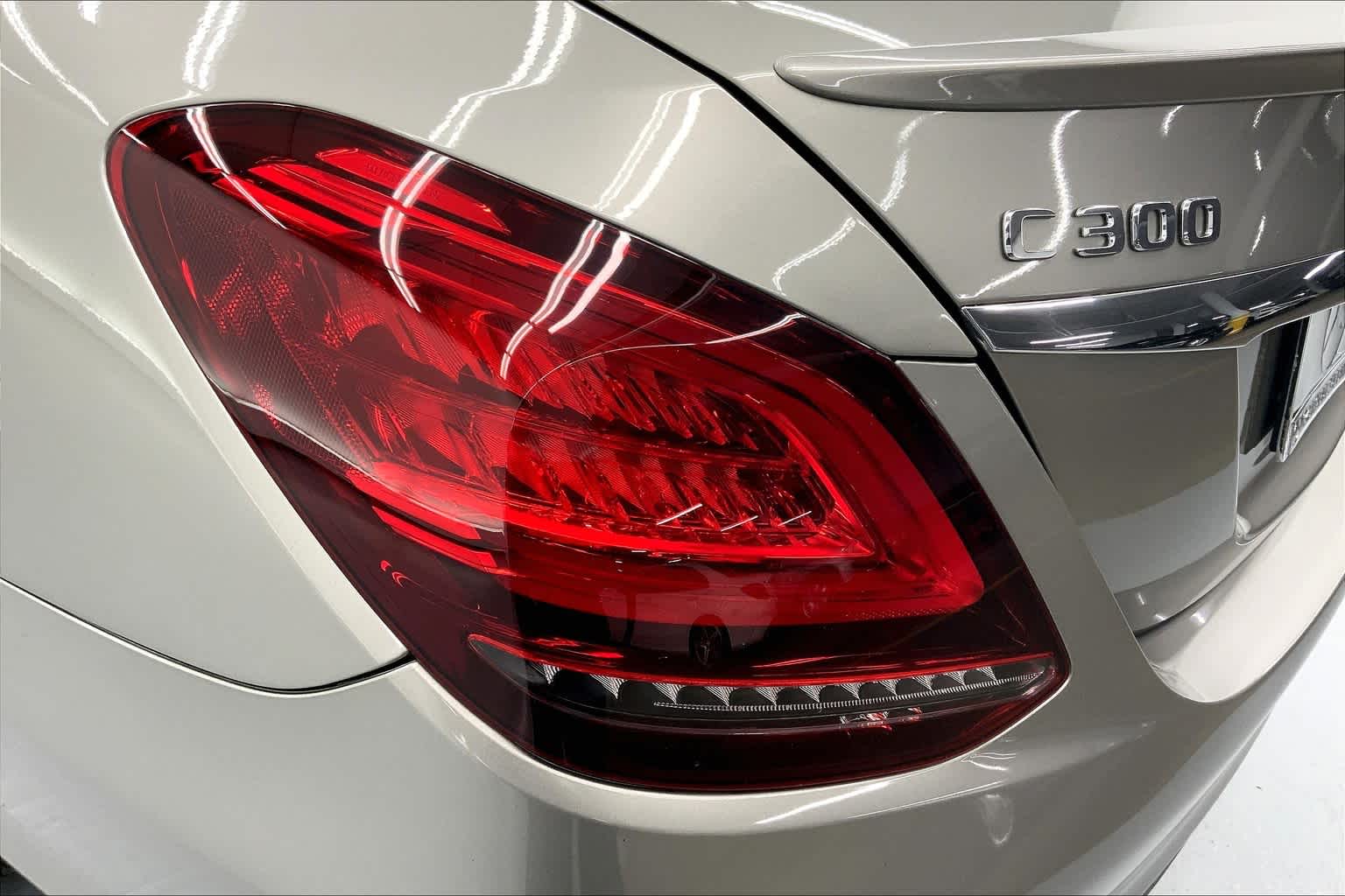 2019 Mercedes-Benz C 300 Sedan