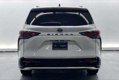 2024 Toyota Sienna XSE