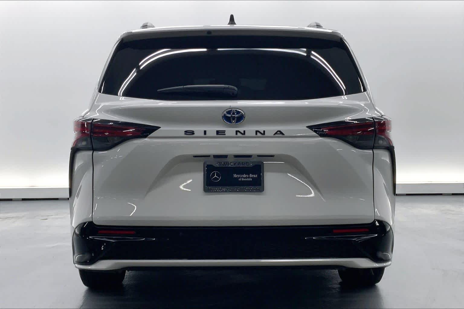 2024 Toyota Sienna XSE