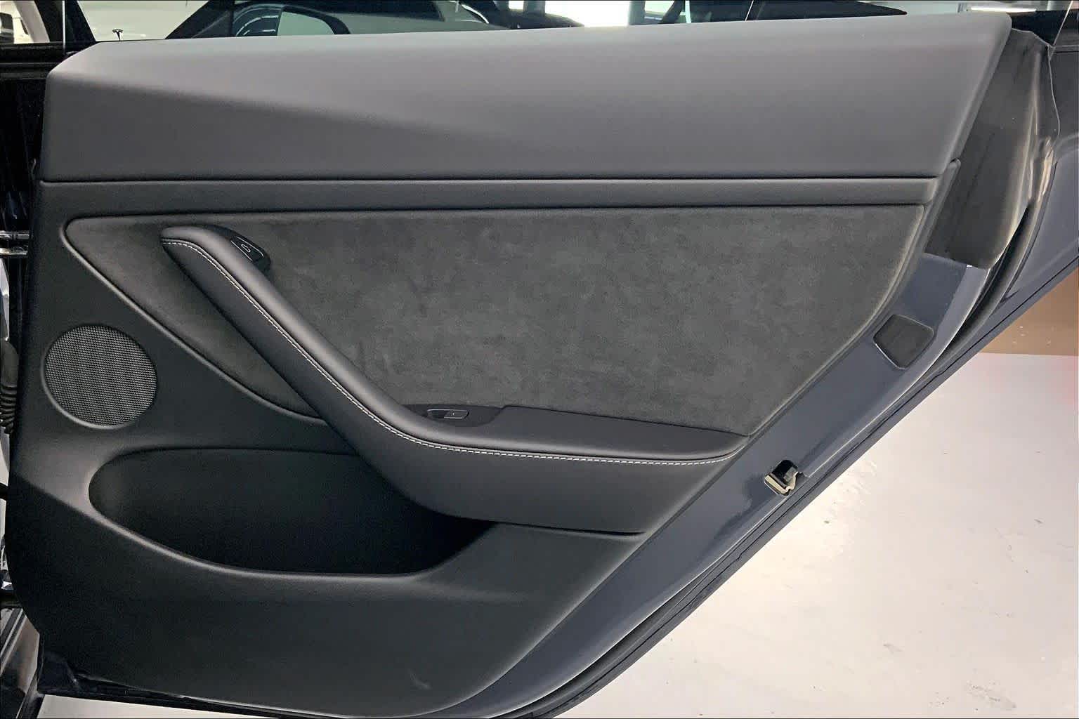 2023 Tesla Model 3 RWD