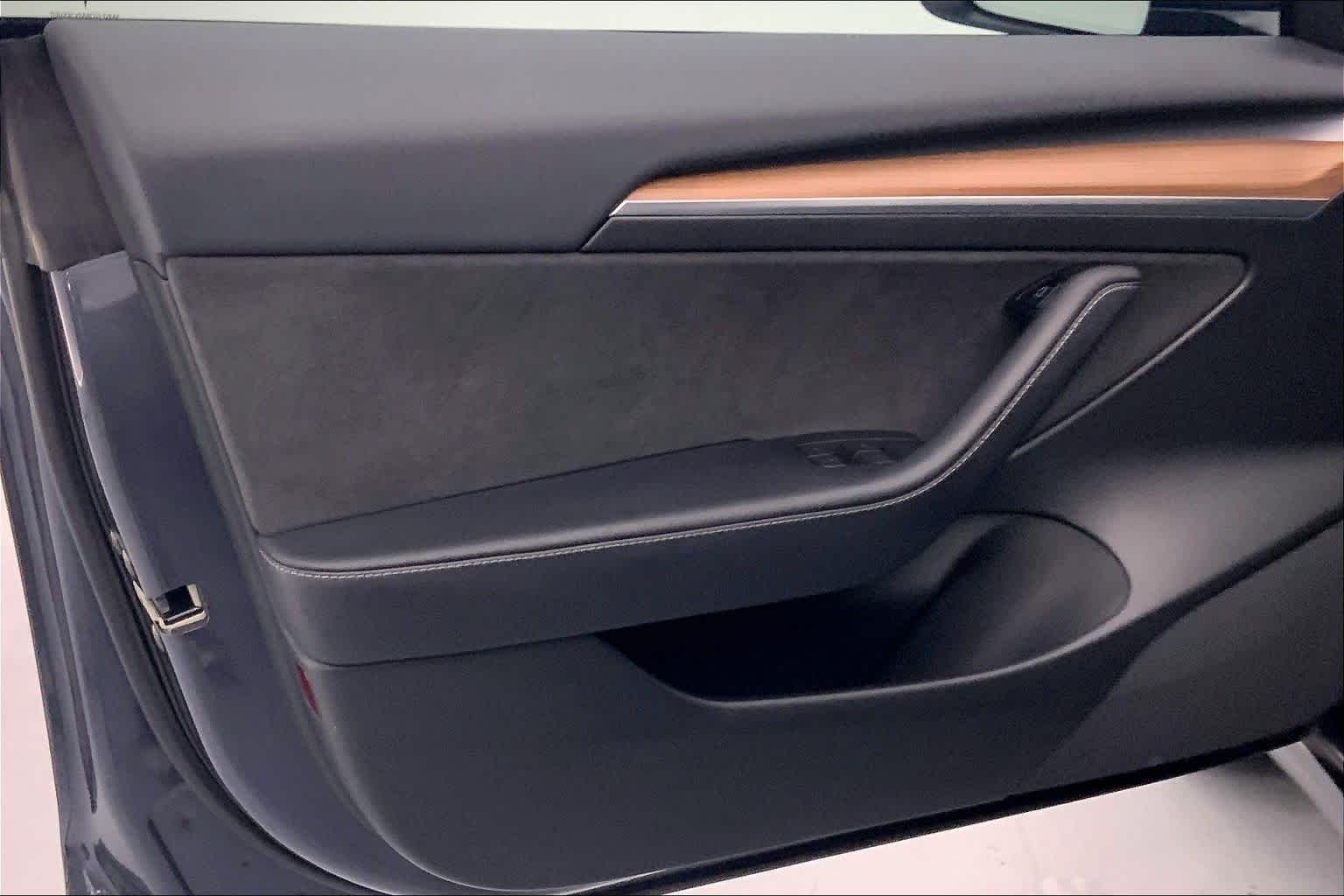 2023 Tesla Model 3 RWD