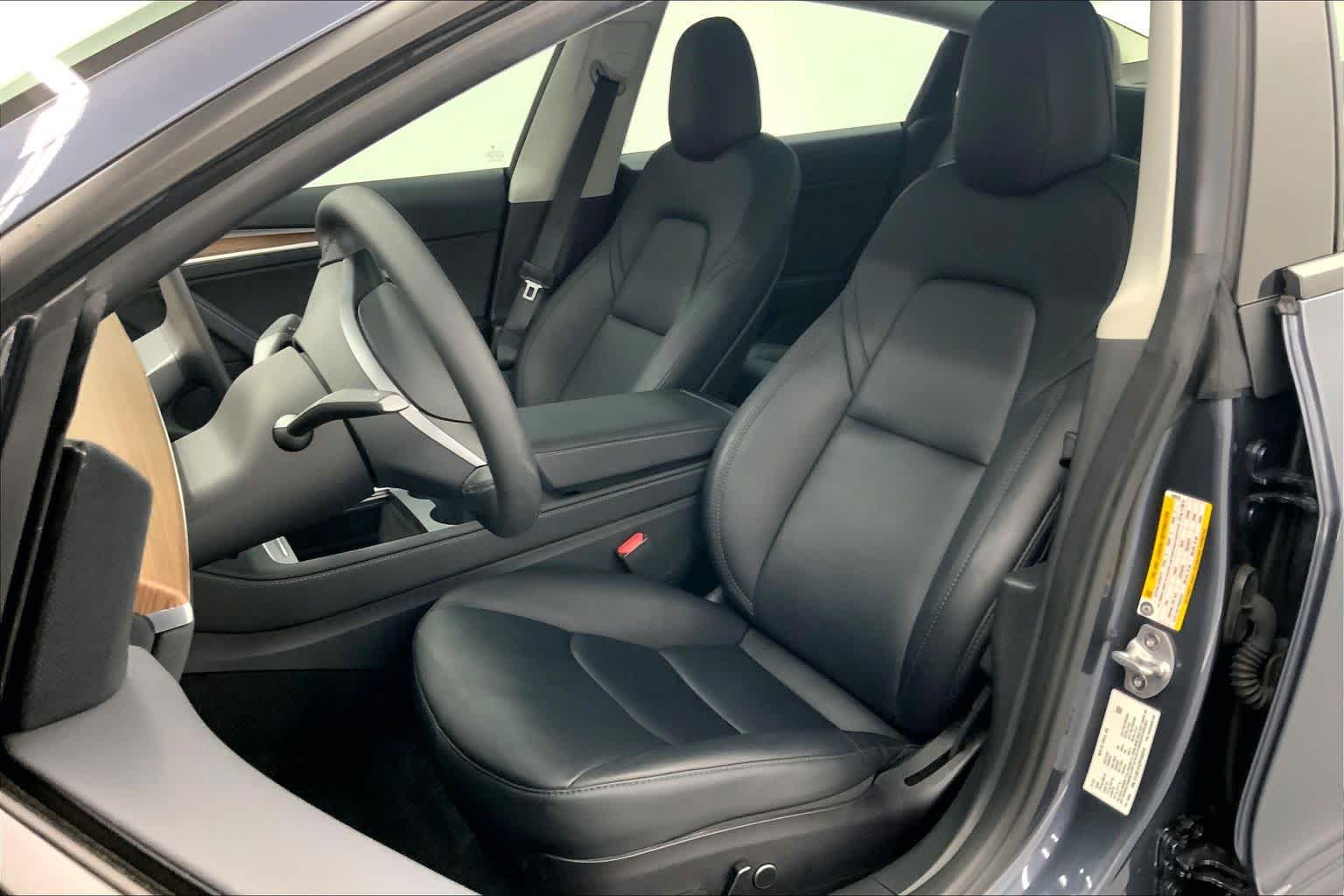 2023 Tesla Model 3 RWD