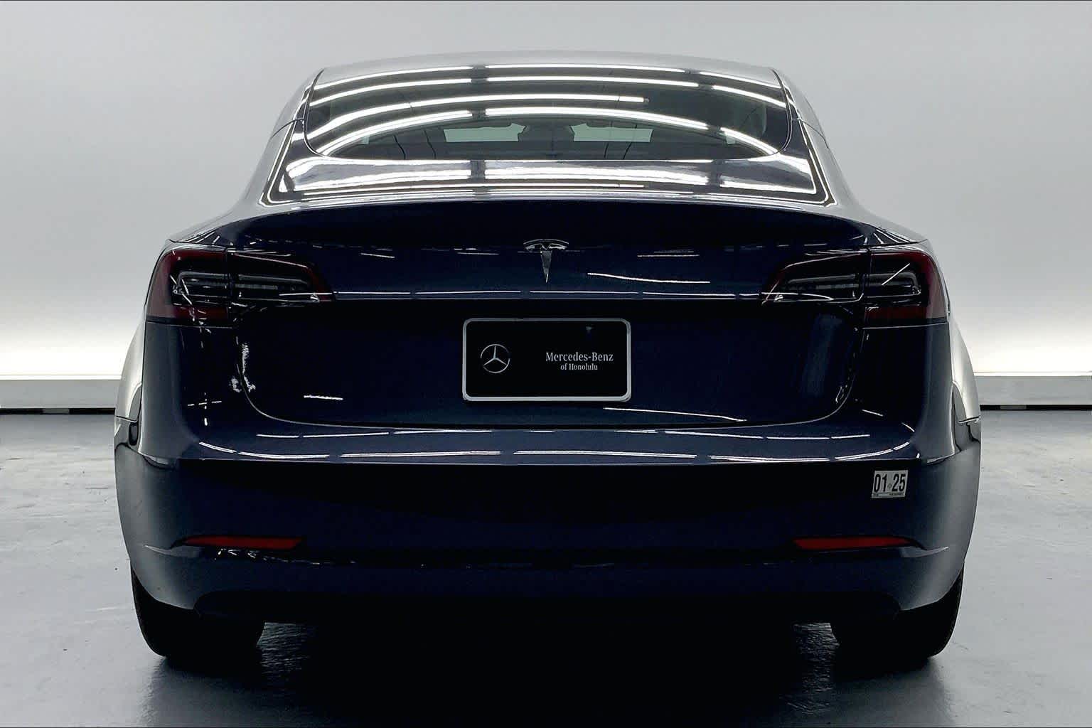 2023 Tesla Model 3 RWD