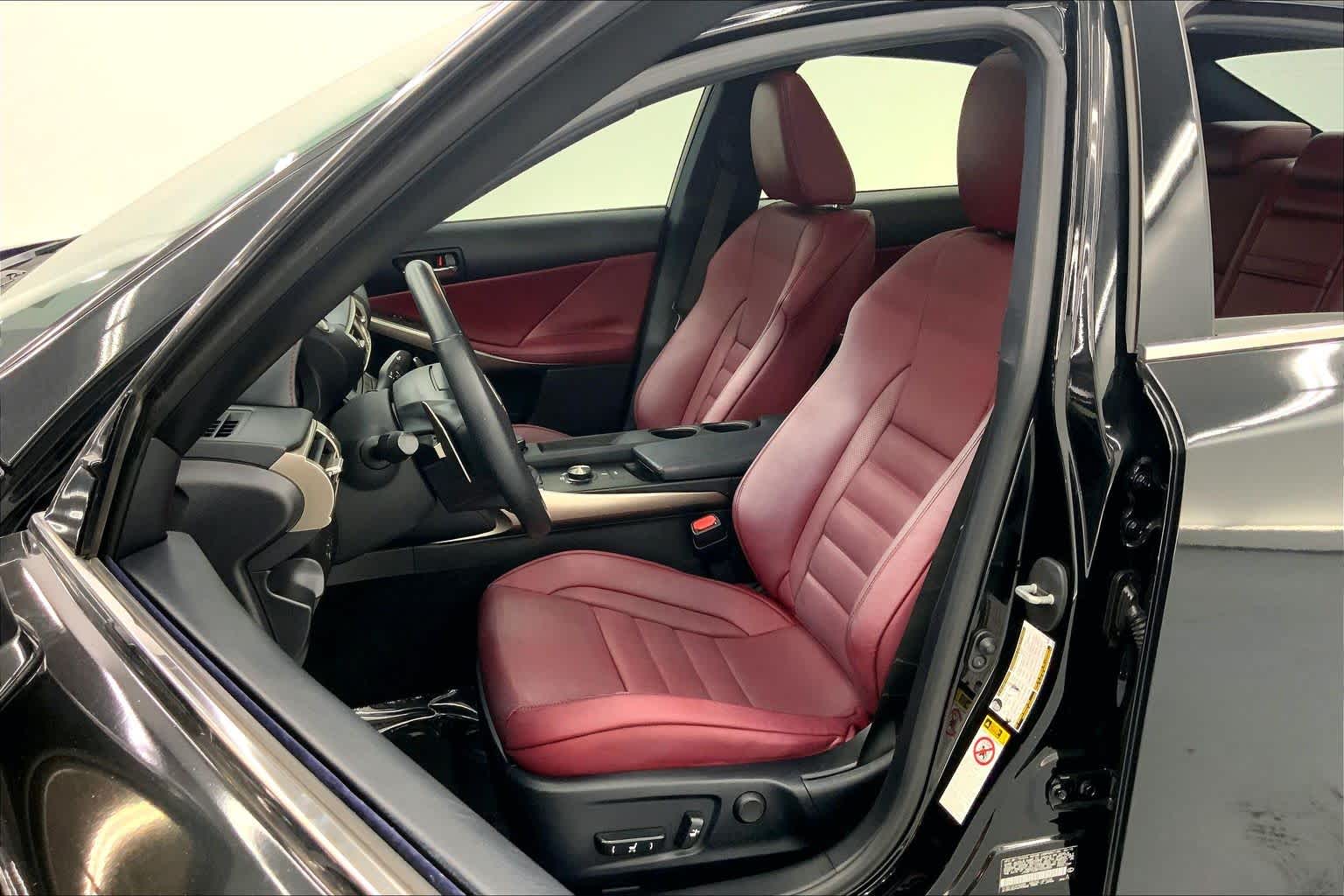 2015 Lexus IS 250 4dr Sport Sdn RWD