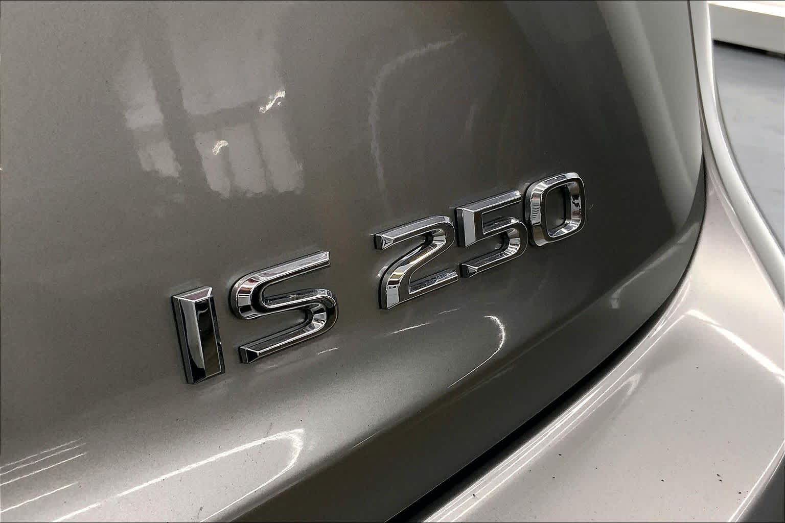 2014 Lexus IS 250 4dr Sport Sdn Auto RWD