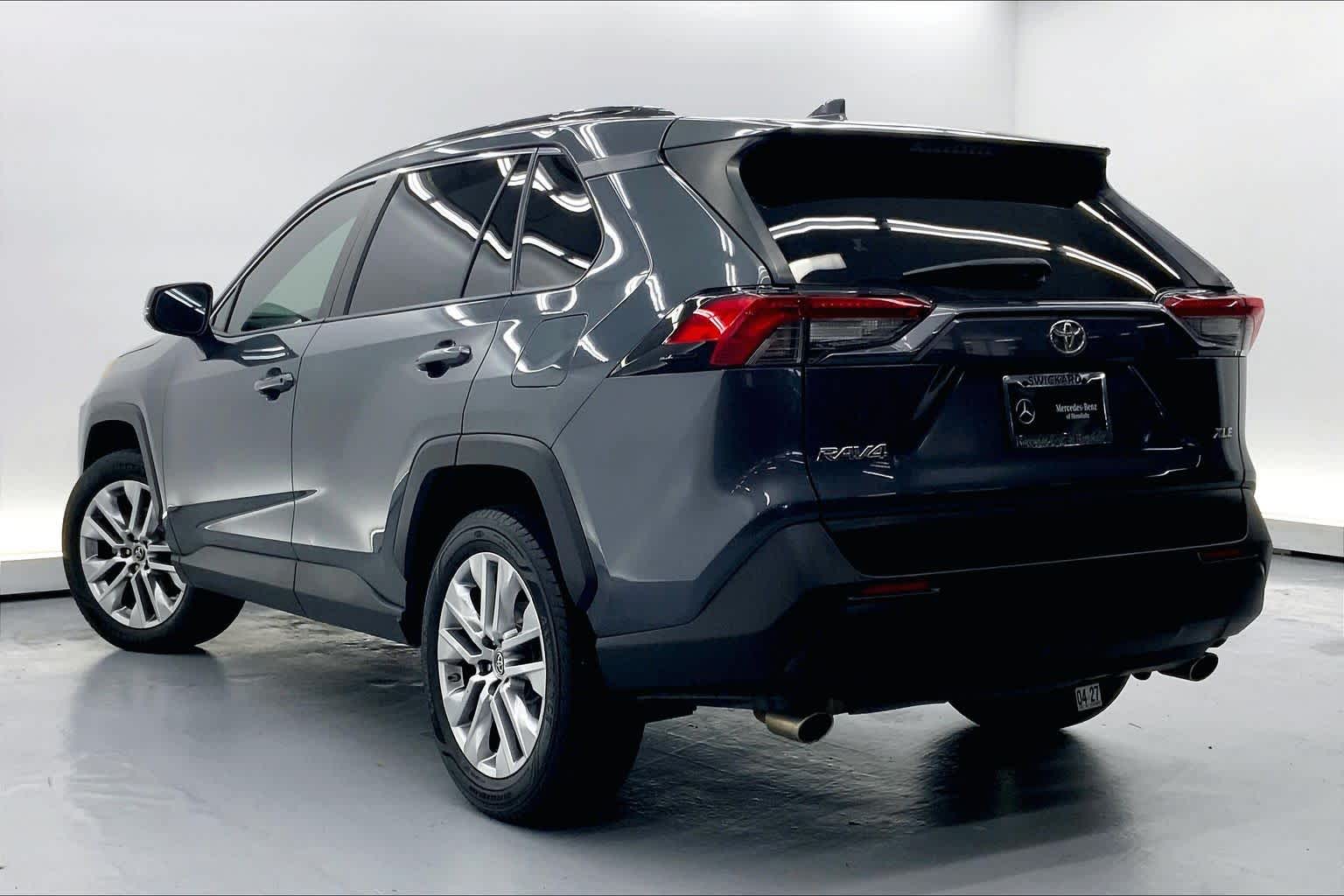 2019 Toyota RAV4 XLE Premium