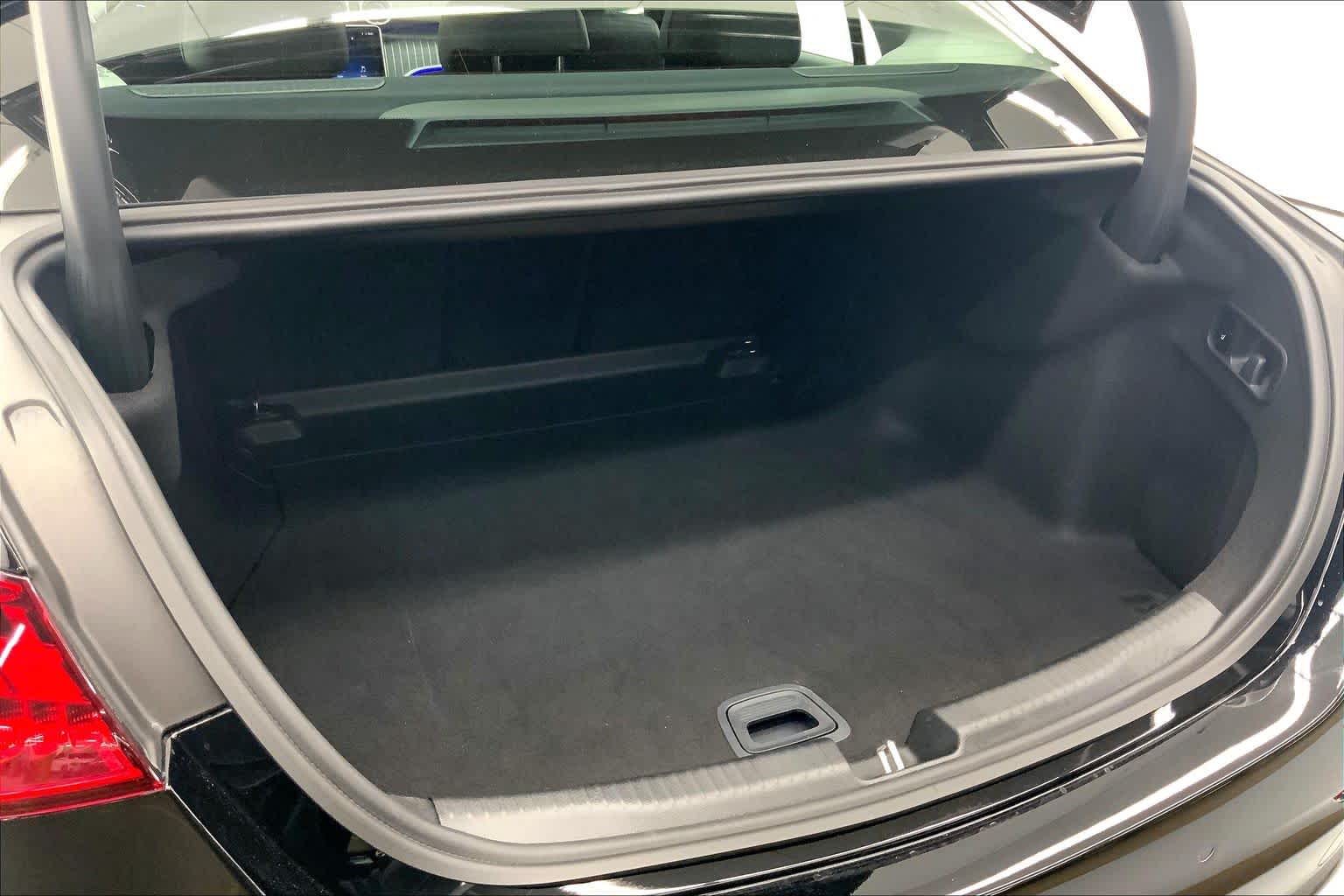 2023 Mercedes-Benz C 300 Sedan