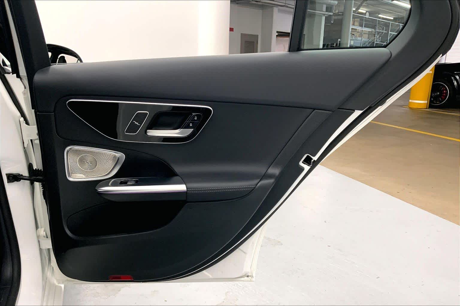 2023 Mercedes-Benz C 300 Sedan