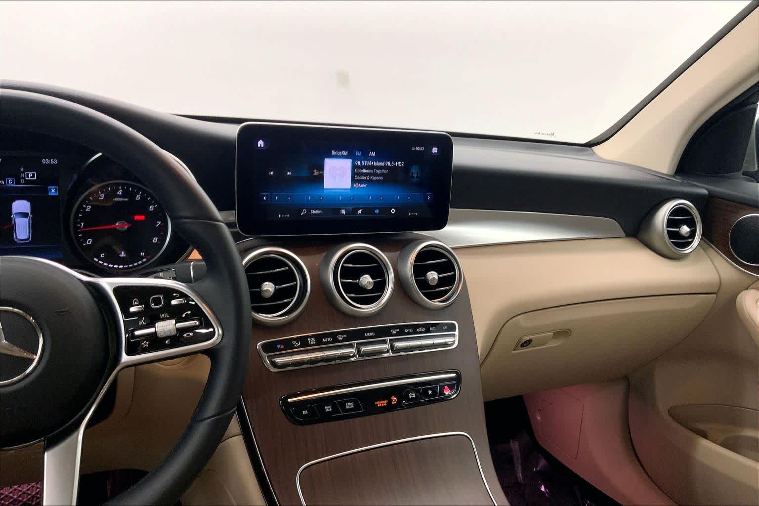 2022 Mercedes-Benz GLC 300 SUV