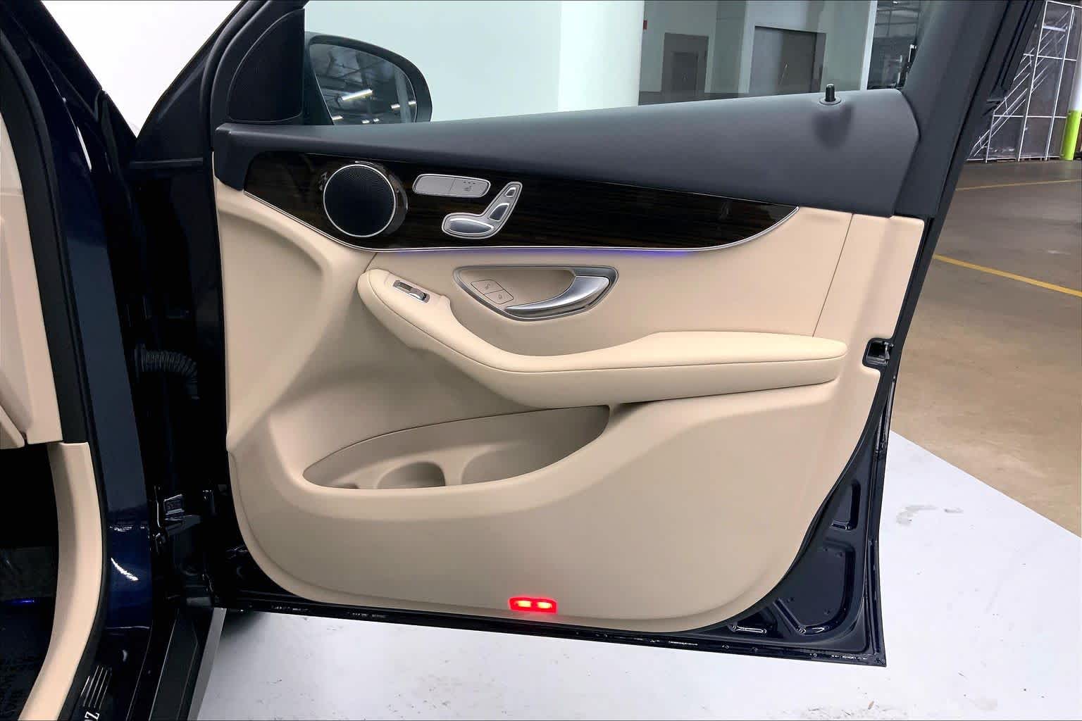 2022 Mercedes-Benz GLC 300 SUV