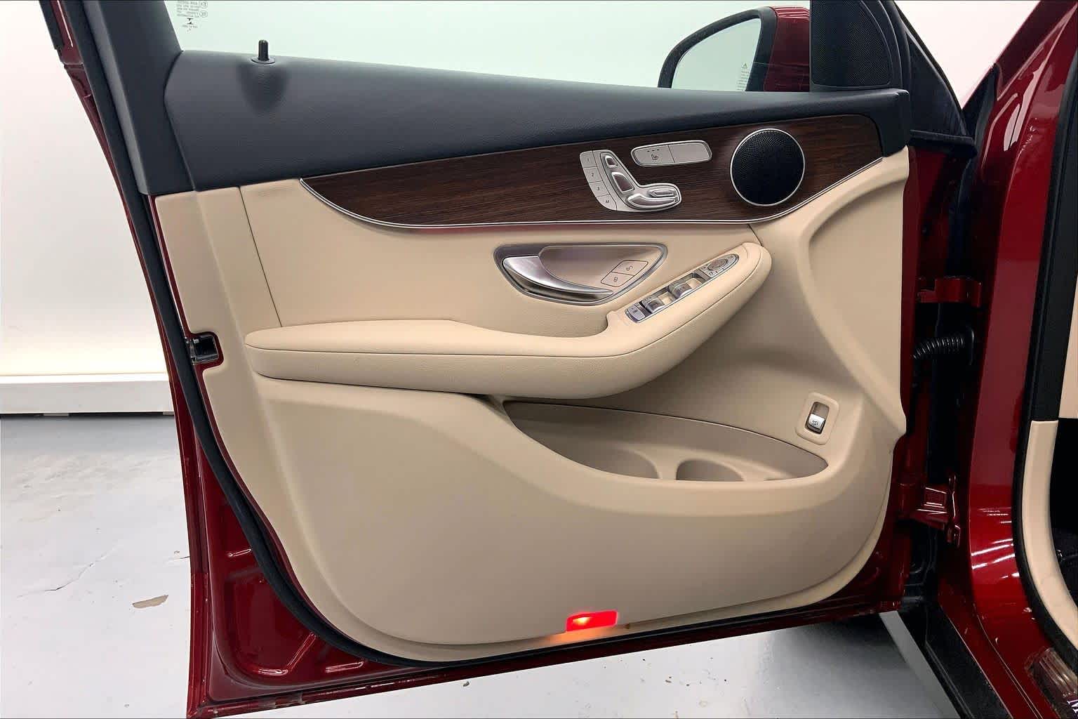2020 Mercedes-Benz GLC 300 SUV