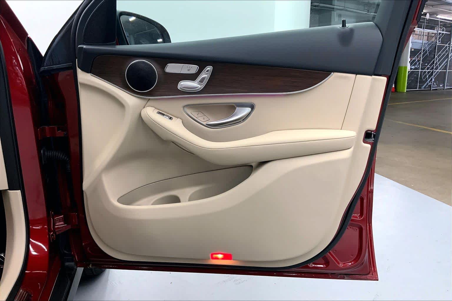 2020 Mercedes-Benz GLC 300 SUV
