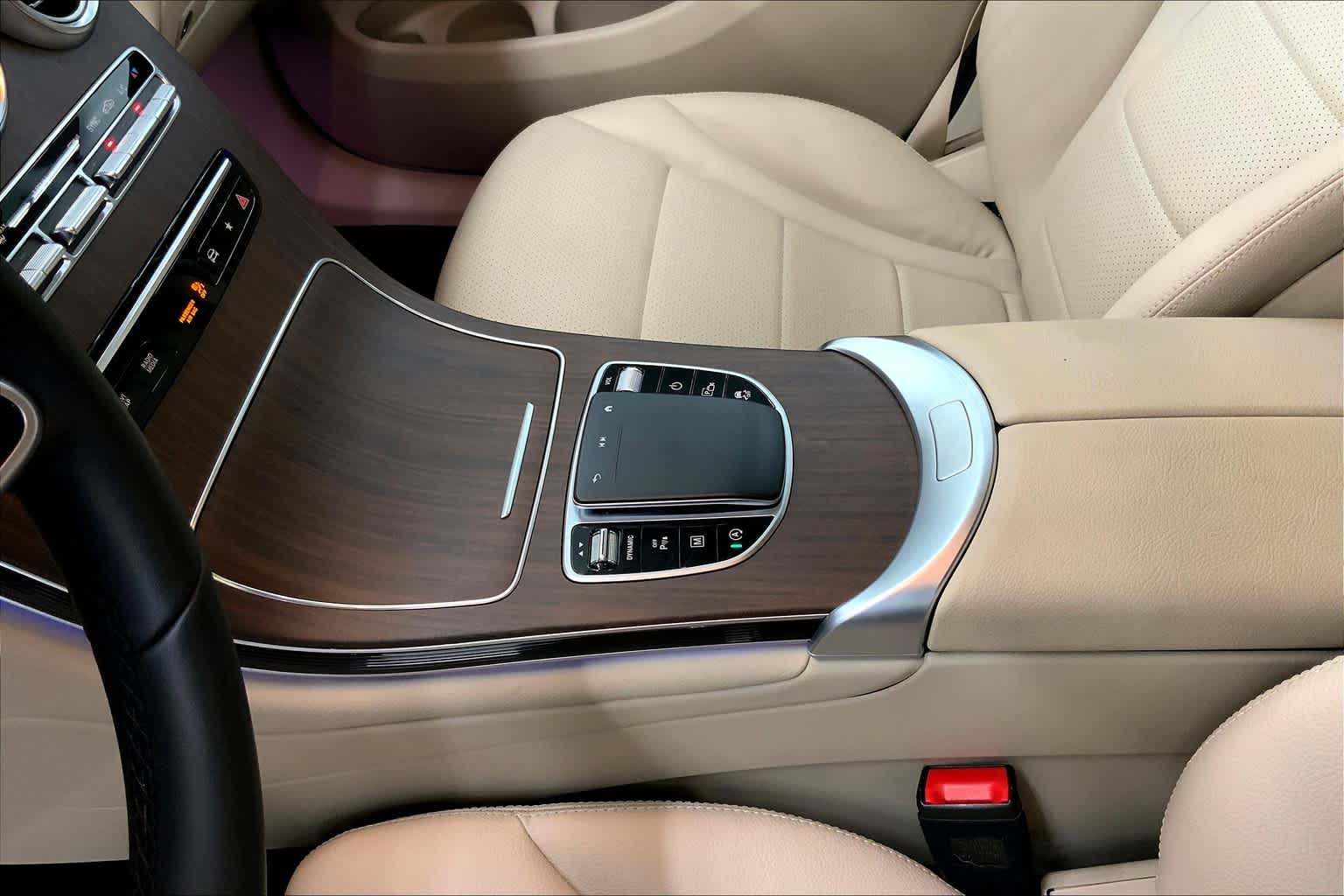 2022 Mercedes-Benz GLC 300 SUV