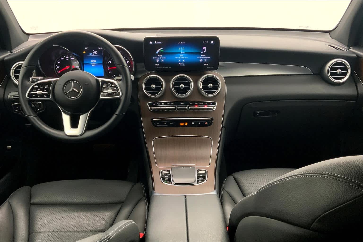 2022 Mercedes-Benz GLC 300 SUV