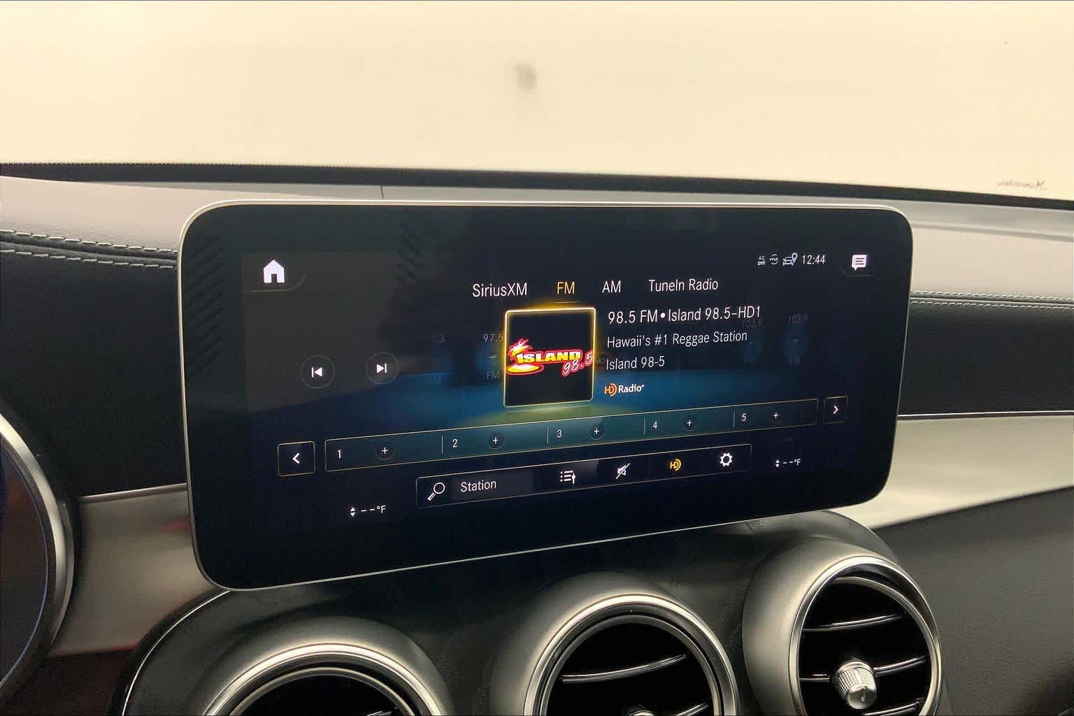 2023 Mercedes-Benz GLC GLC 300