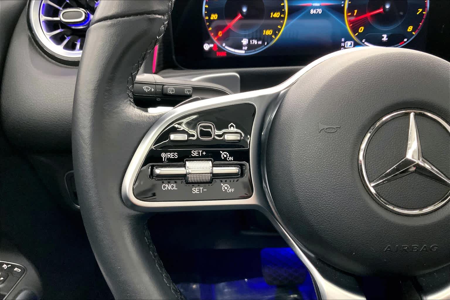 2023 Mercedes-Benz GLB 250 SUV