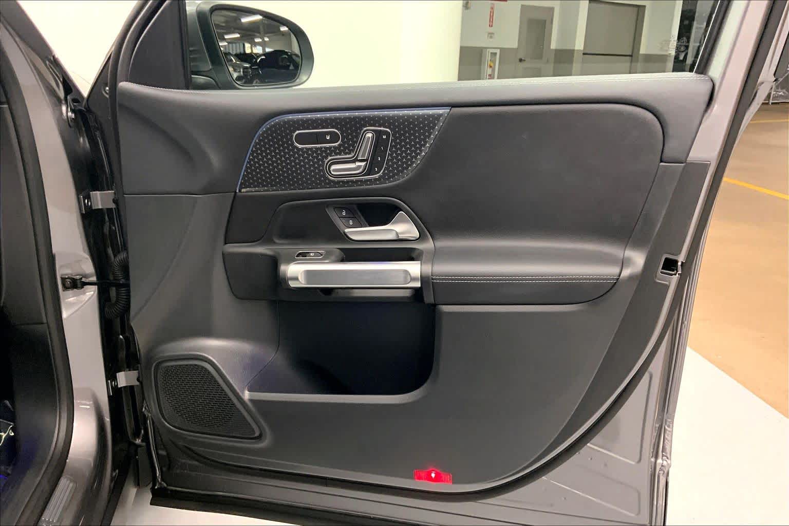 2025 Mercedes-Benz GLB GLB 250