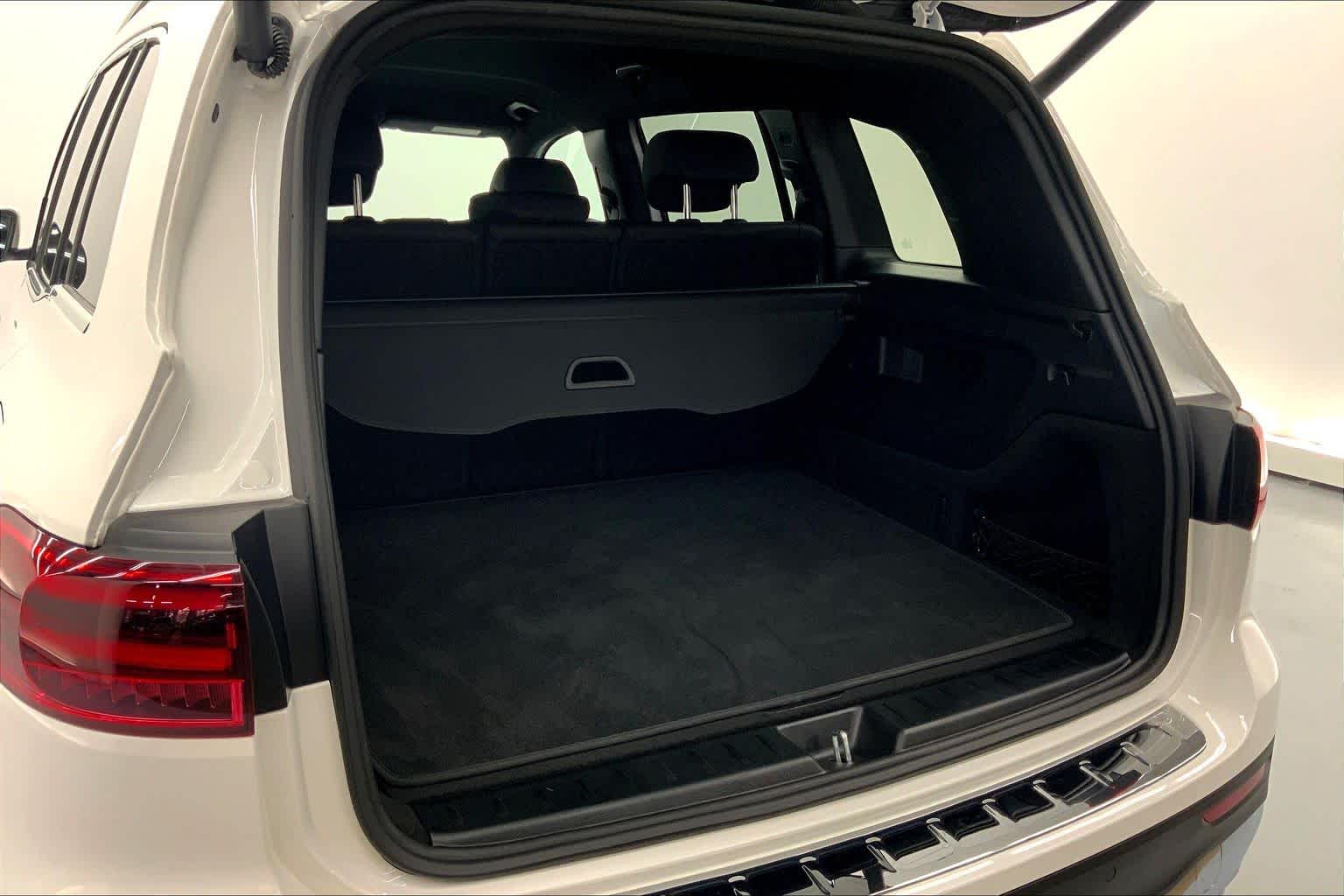 2026 Mercedes-Benz GLB 250 SUV