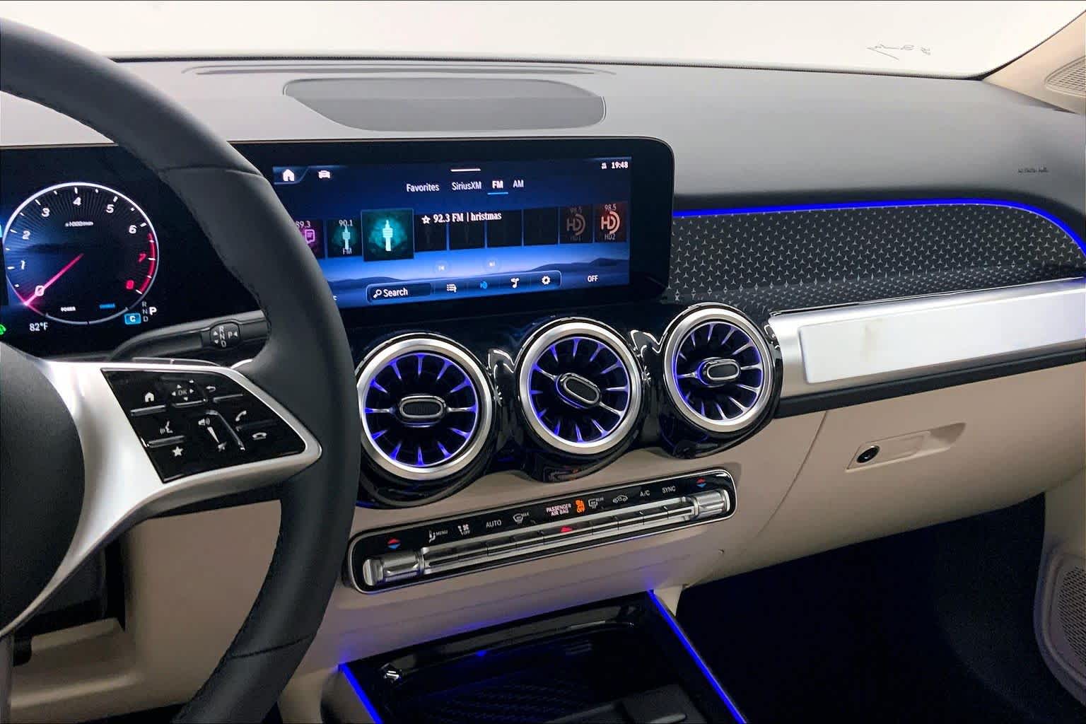 2026 Mercedes-Benz GLB 250 SUV