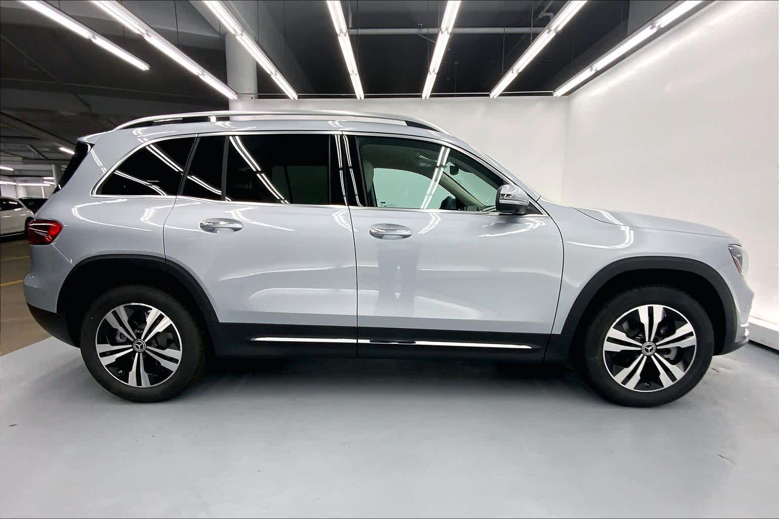 2026 Mercedes-Benz GLB 250 SUV