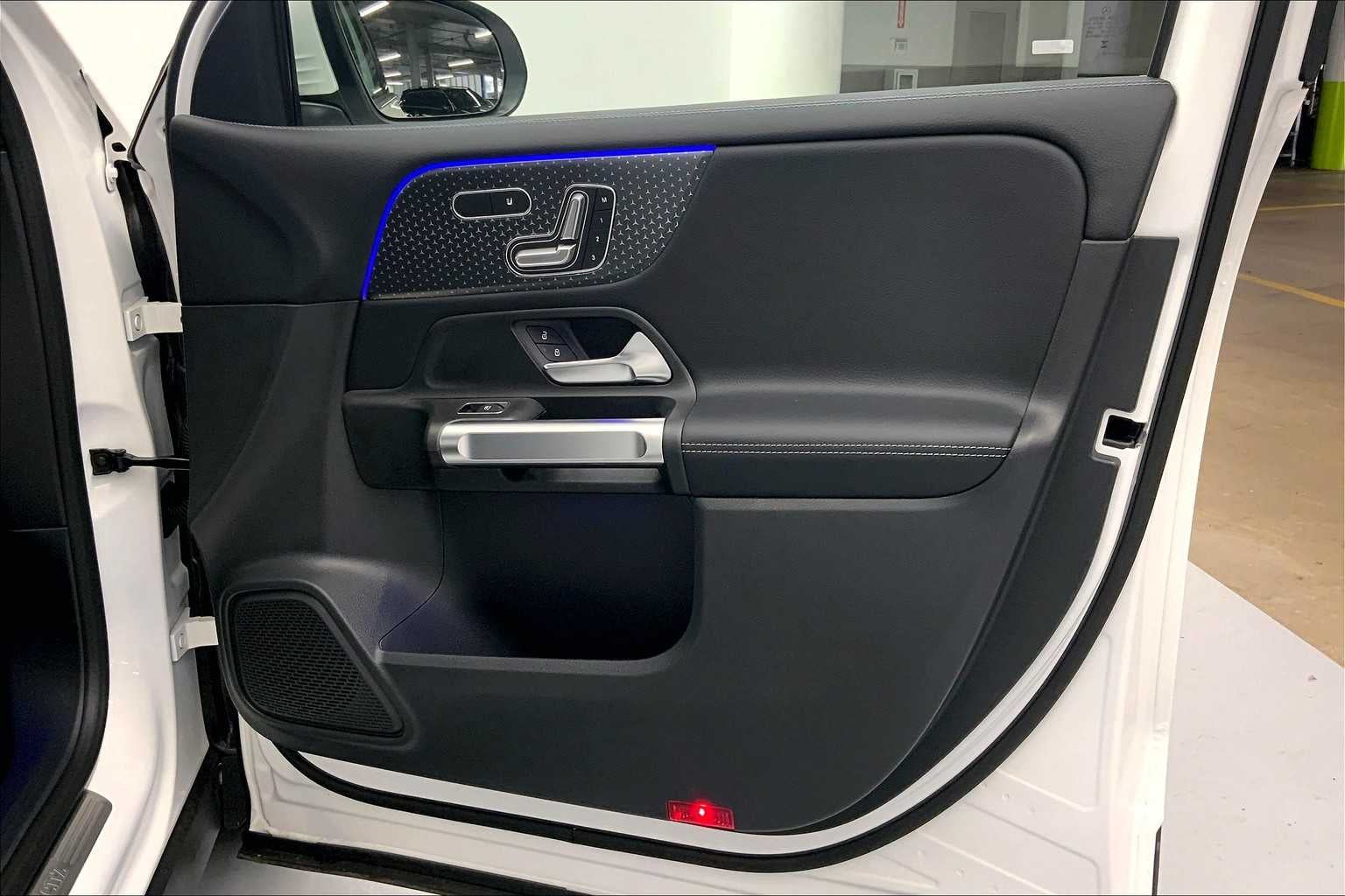 2026 Mercedes-Benz GLB 250 SUV