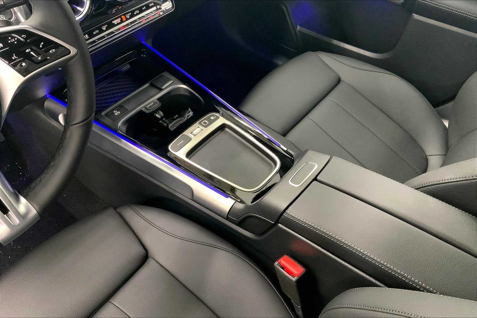 2026 Mercedes-Benz GLB 250 SUV