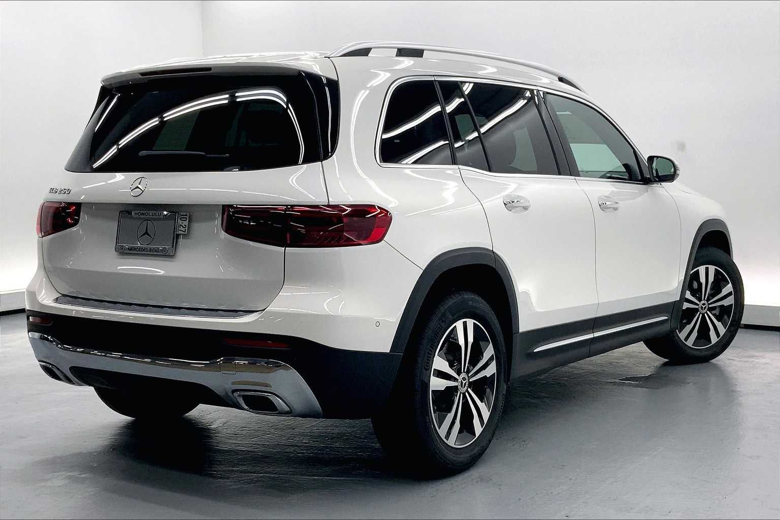 2026 Mercedes-Benz GLB 250 SUV