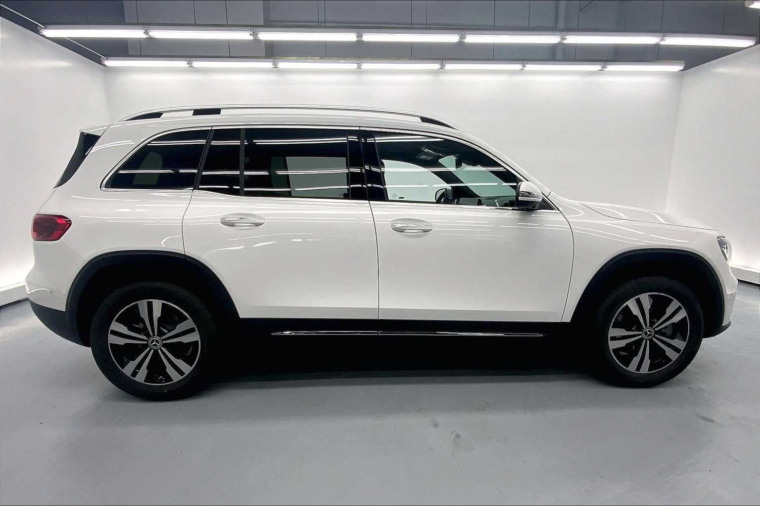 2026 Mercedes-Benz GLB 250 SUV