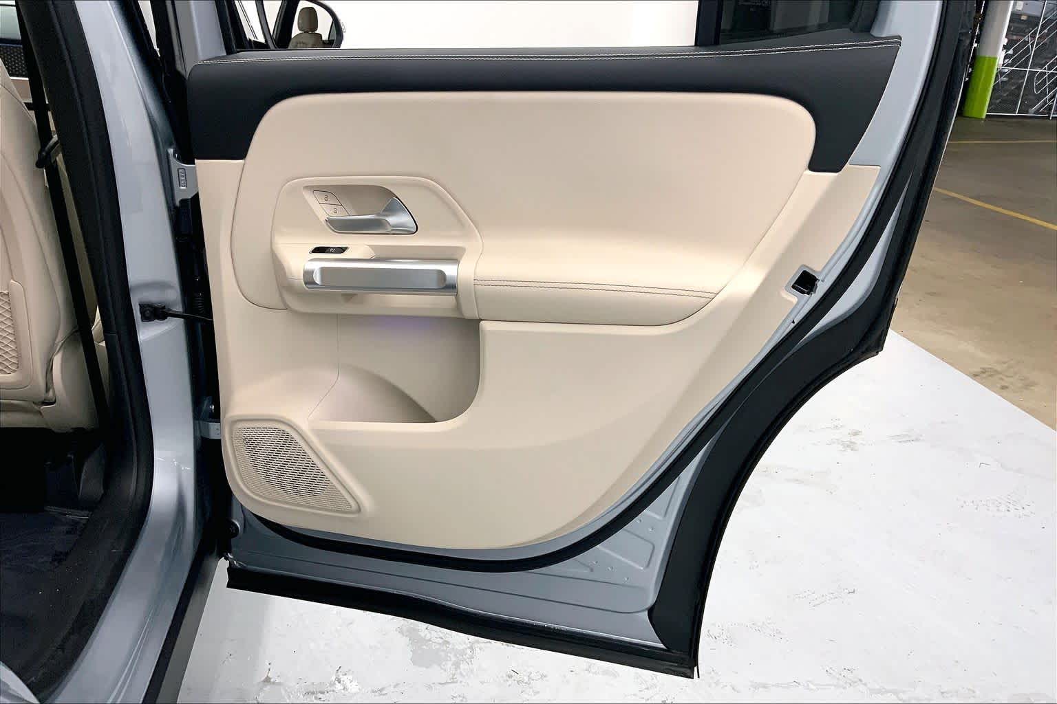 2026 Mercedes-Benz GLB 250 SUV