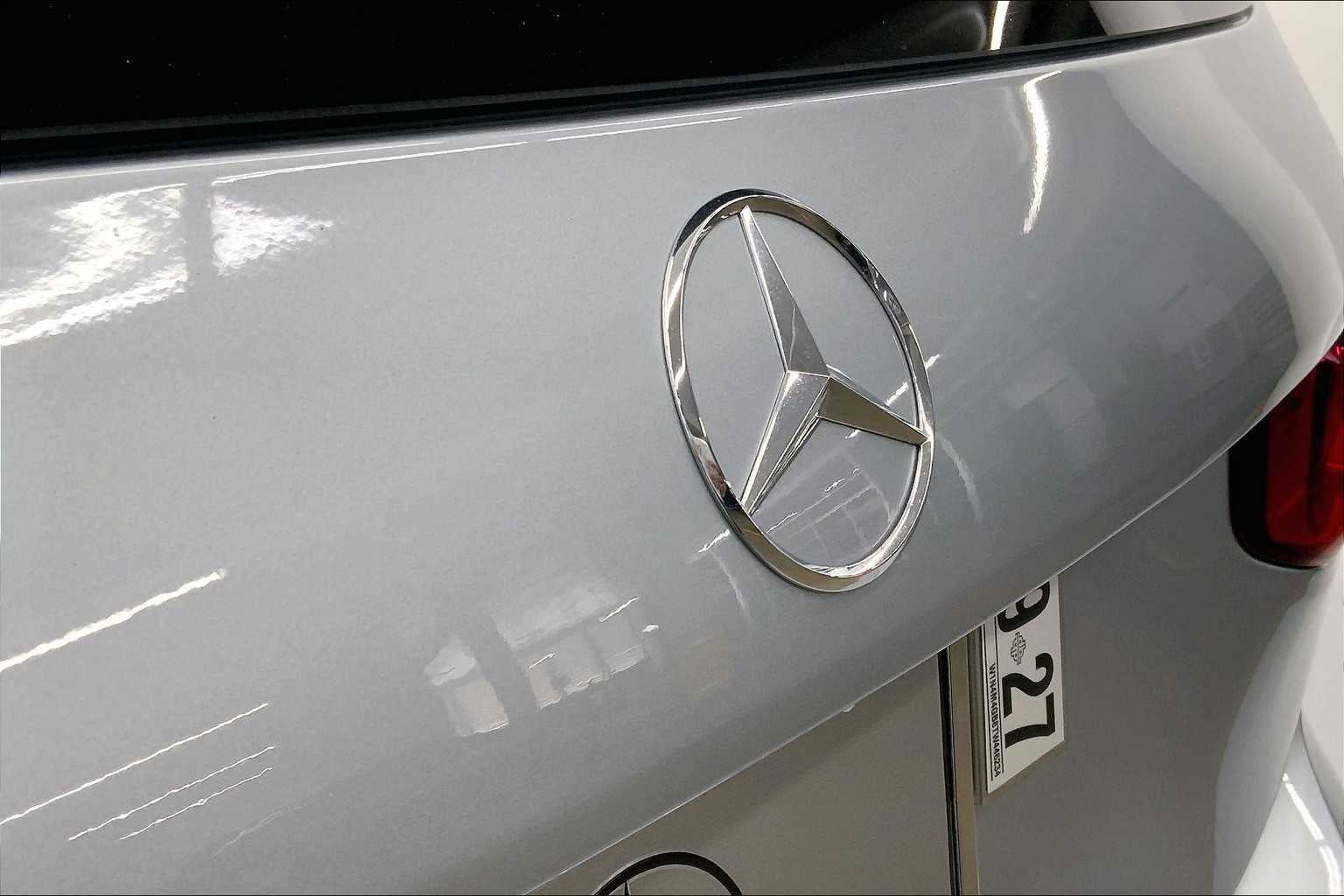 2026 Mercedes-Benz GLB 250 SUV