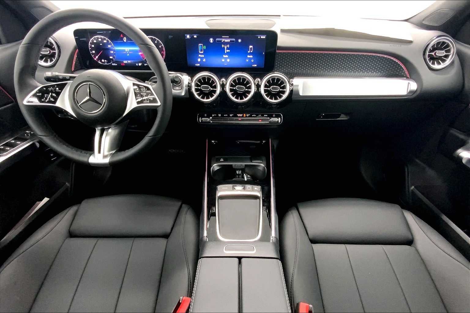 2026 Mercedes-Benz GLB 250 SUV